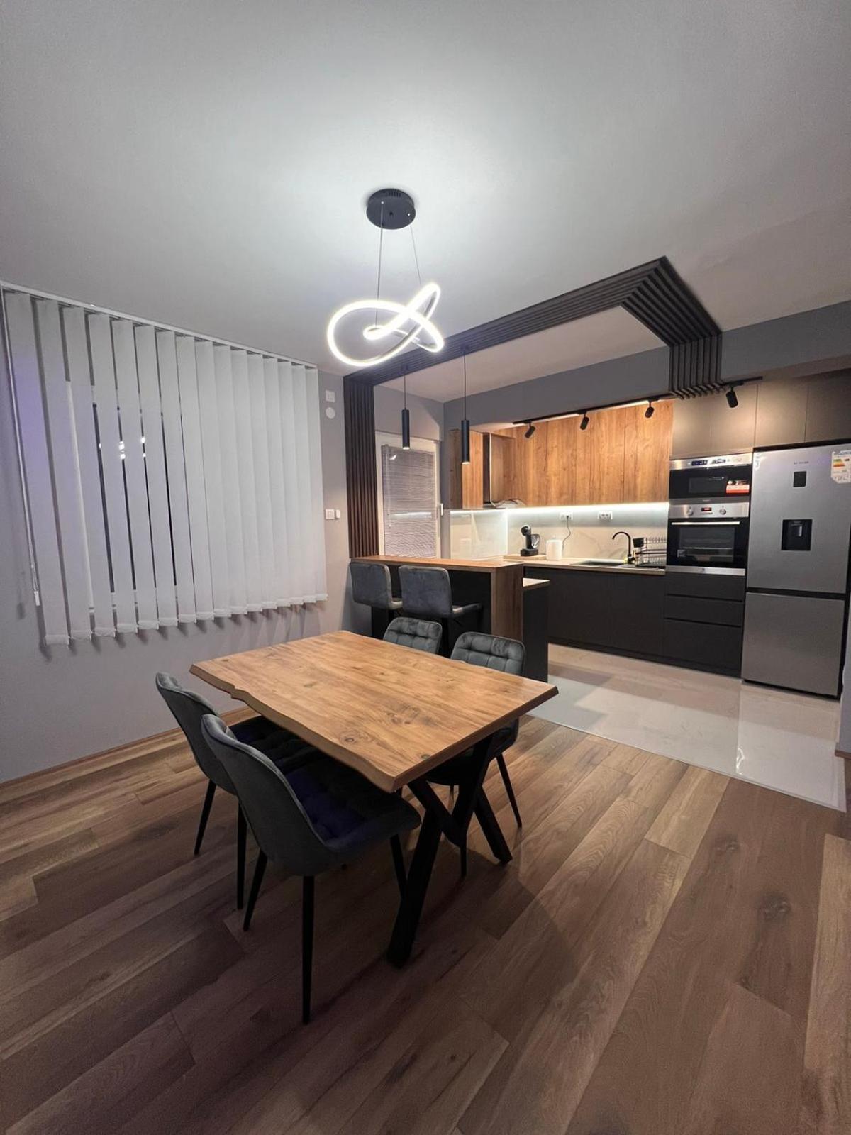 Central Apartment Mitrevski คาวาตราซิ ภายนอก รูปภาพ