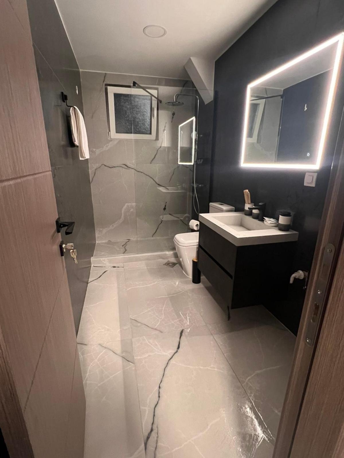 Central Apartment Mitrevski คาวาตราซิ ภายนอก รูปภาพ